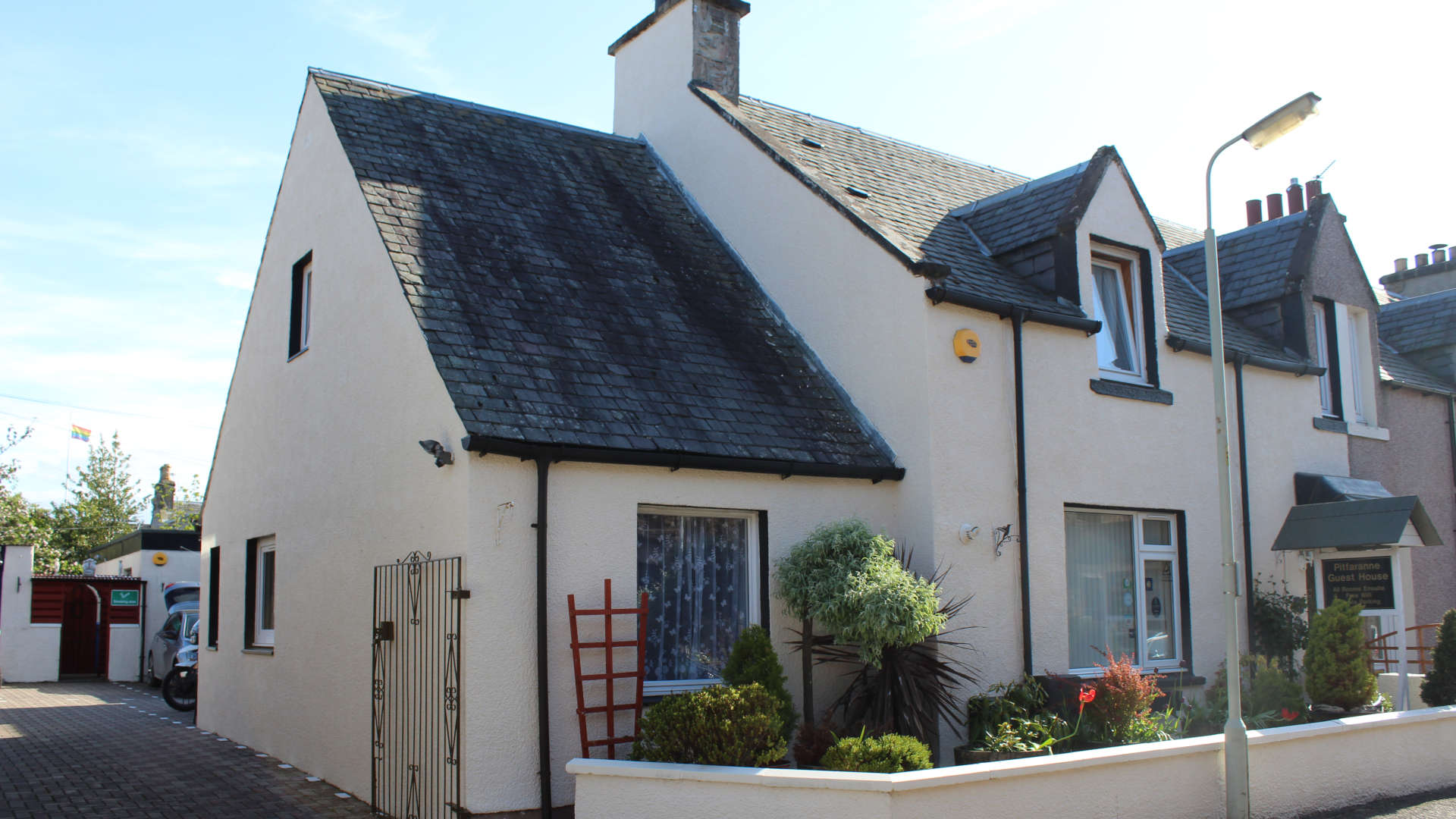 Pitfaranne Guest House